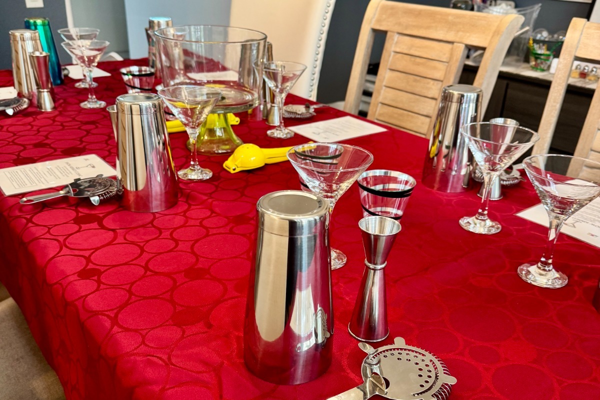 Hands-on Cocktail-Making Class πΉ