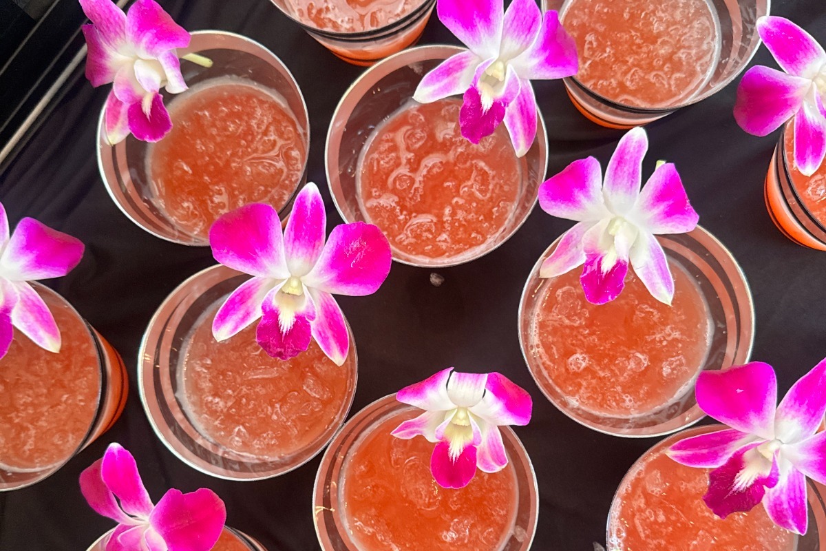 Pre-Batched Craft Cocktails (& Mocktails!)