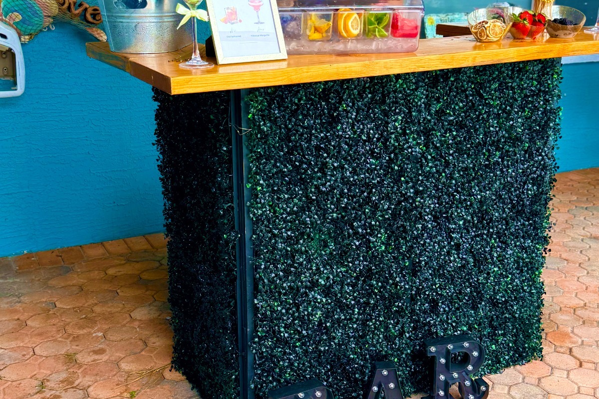 Mobile bar rental