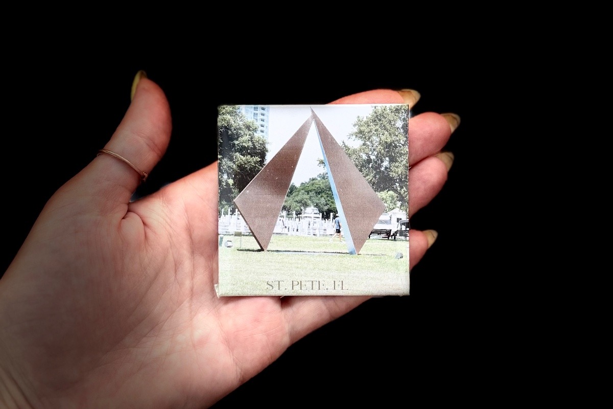 Bronze: 100 Custom Photo Magnets