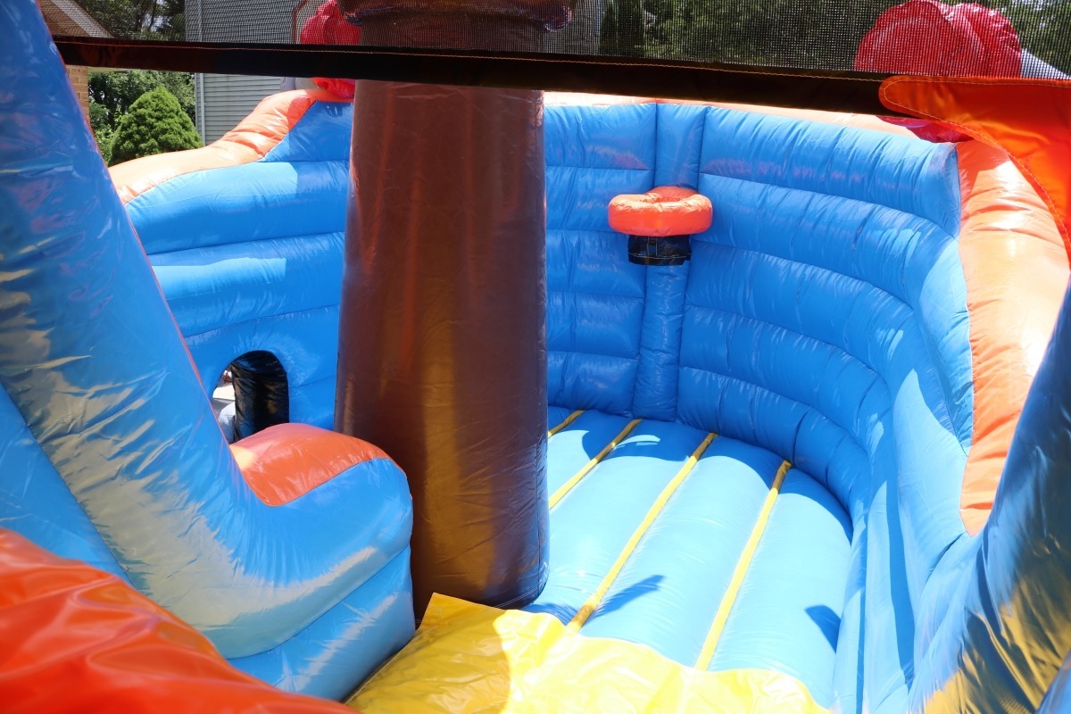 Deluxe Pirate Ship