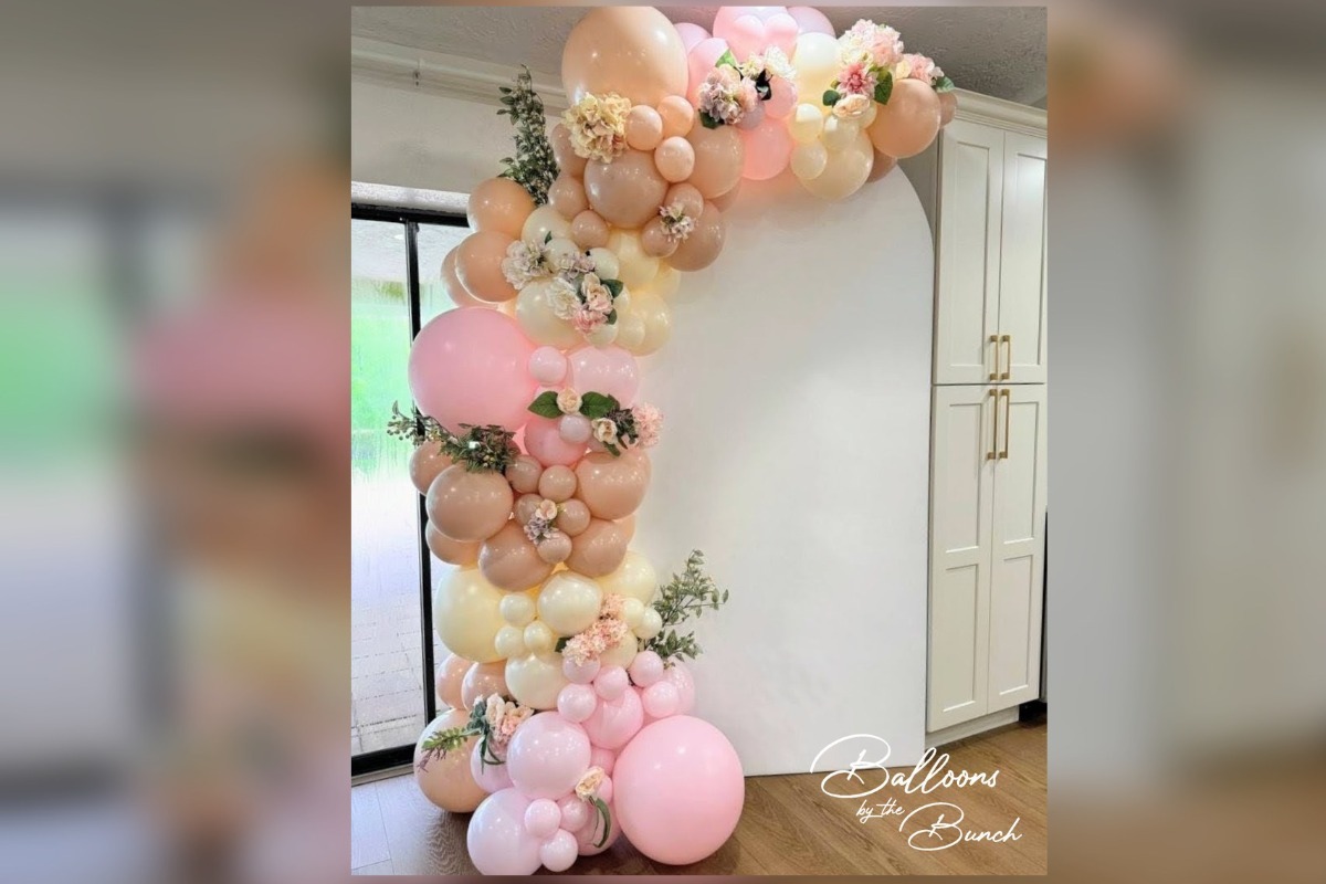 Single Backdrop Package with Medium Balloon Garland & Custom Print