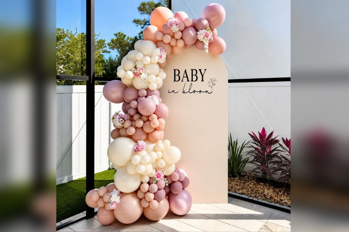 Single Backdrop Package with Medium Balloon Garland & Custom Print